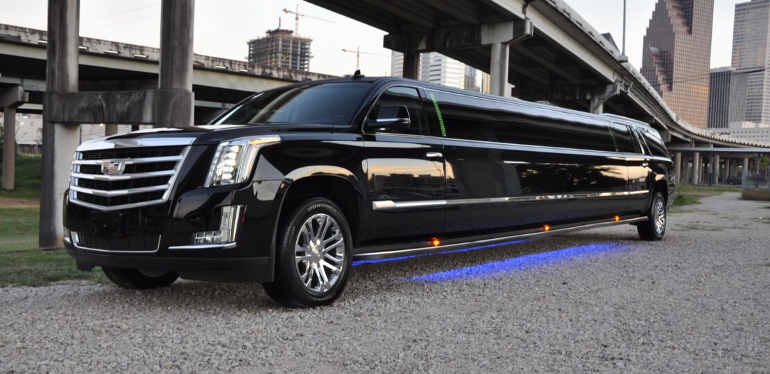 2016-Escalade-Profile